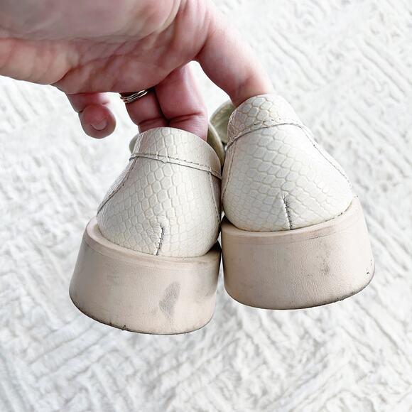 Dolce Vita Elias Flats Ivory Embossed Loafers - Picture 7 of 9